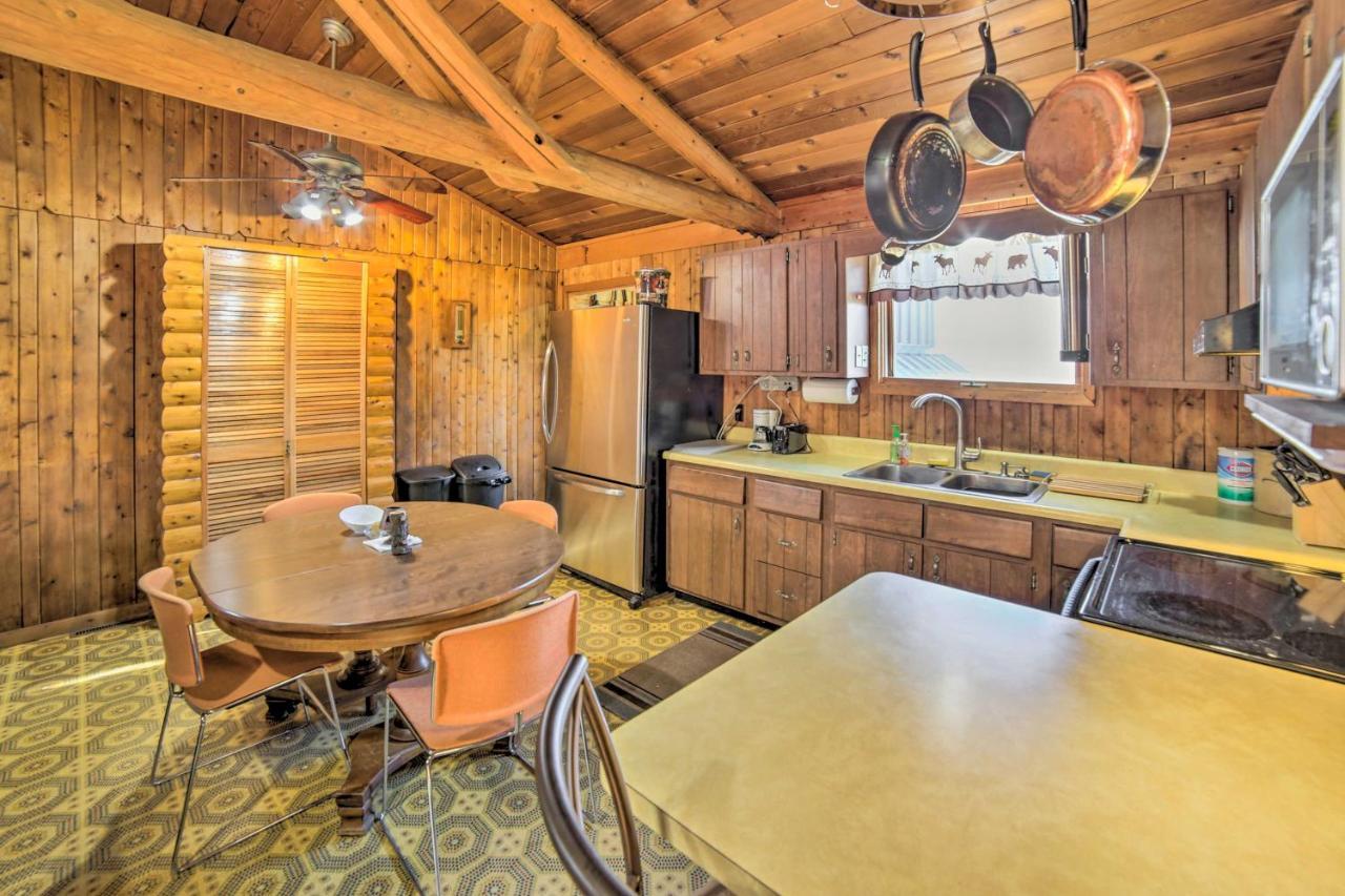 Cornell Home With Fire Pit And Hunting Access! 外观 照片