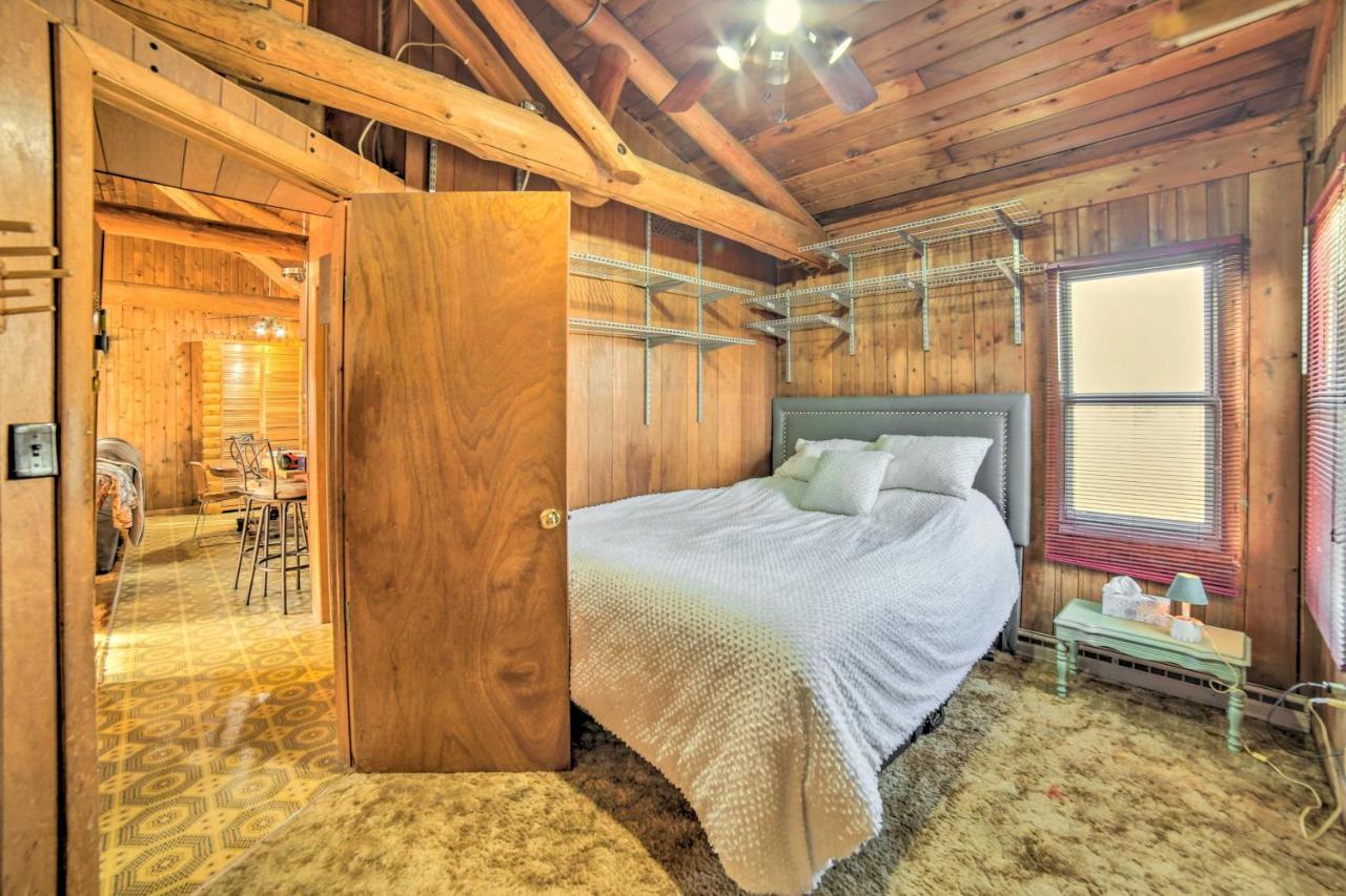 Cornell Home With Fire Pit And Hunting Access! 外观 照片